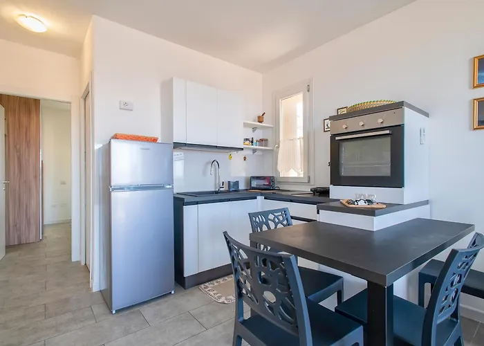 Ad Occhi Aperti شقة كاستيلساردو